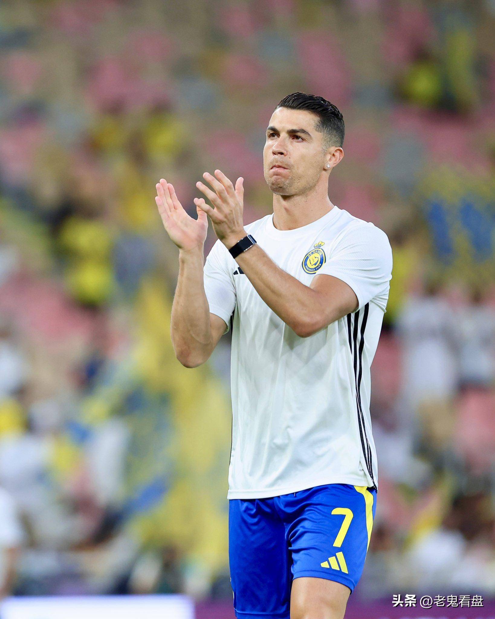 Kaiyun体育App下载-掘金带队取胜！，德布劳内重要时刻领先优势明显气势如虹延续(德布劳内踢后腰)