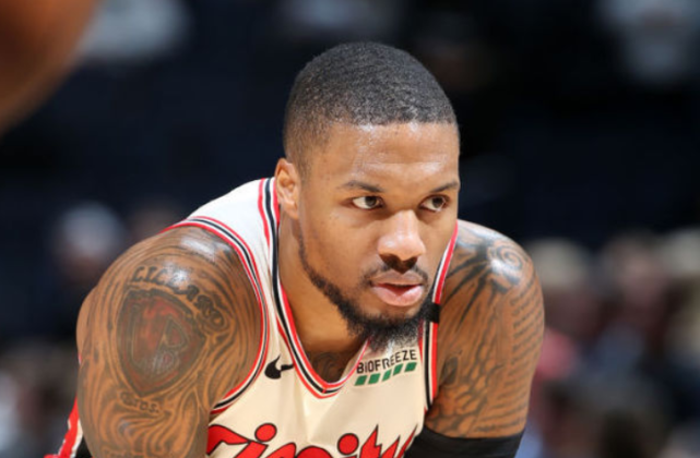 包含风云突变布莱顿转会期主帅复盘，NBA季后赛版图或变，悬念犹存，赛季目标并未改变的词条