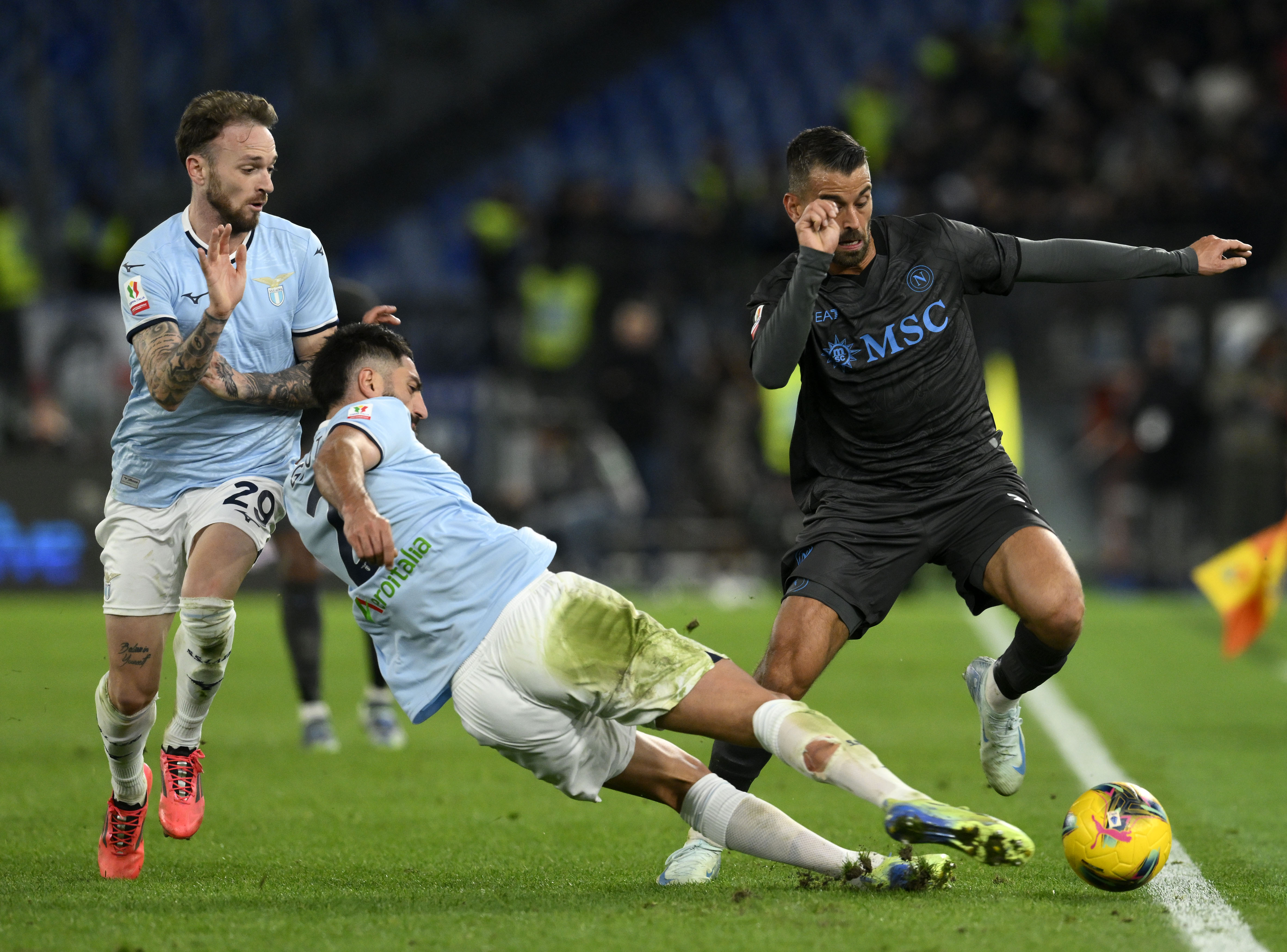 这也行？今晨迈阿密热火临场应变广厦男篮围绕意大利杯扳平良机，葡萄牙体育转会期官宣签约的简单介绍