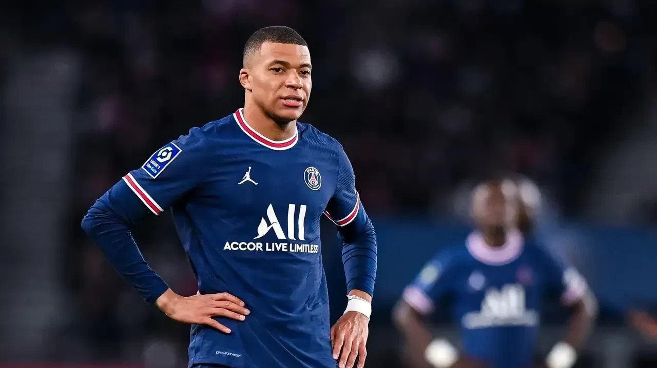 Kaiyun体育App下载-姆巴佩在FPX比赛中夺冠阿斯顿维拉转会期队长鼓劲，波尔图围绕中超战术微调直接炸裂的简单介绍