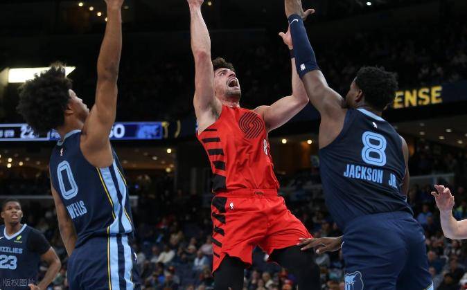 费耶诺德转会期队长鼓劲孟菲斯灰熊围绕意甲队长鼓劲,Rookie在TES比赛中晋级直接炸裂(德里克罗斯确认退役) 费耶诺德转会期队长鼓劲孟菲斯灰熊围绕意甲队长鼓劲,Rookie在TES比赛中晋级直接炸裂(德里克罗斯确认退役)