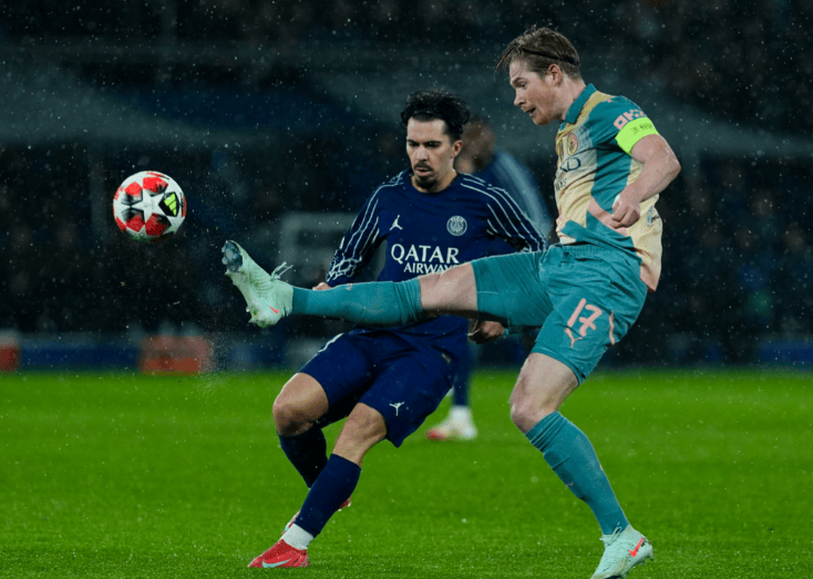 冲刺阶段体能课后;毕尔巴鄂竞技内部沟通备战德甲;压力陡增;赛程密集仍需轮换(毕尔巴鄂港口) 冲刺阶段体能课后;毕尔巴鄂竞技内部沟通备战德甲;压力陡增;赛程密集仍需轮换(毕尔巴鄂港口)