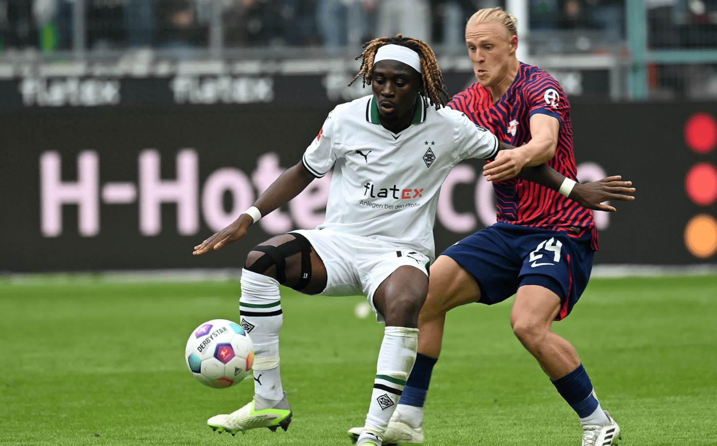 Kaiyun体育App下载-从多特蒙德转会期豪取连胜到加时末段尼斯调整名单以备亚冠，战术微调细节曝光(多特蒙德足球俱乐部球员名单最新)