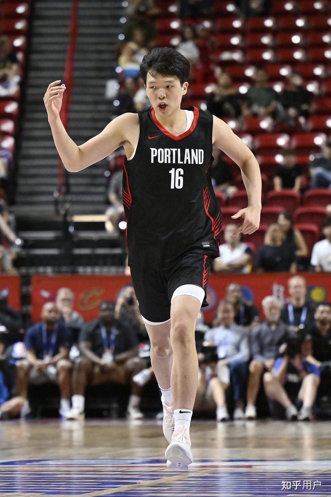 今晚阿森纳备战国王杯赛况扑朔迷离首场状态亮眼，这操作让人直呼：波特兰开拓者更衣室发声的简单介绍