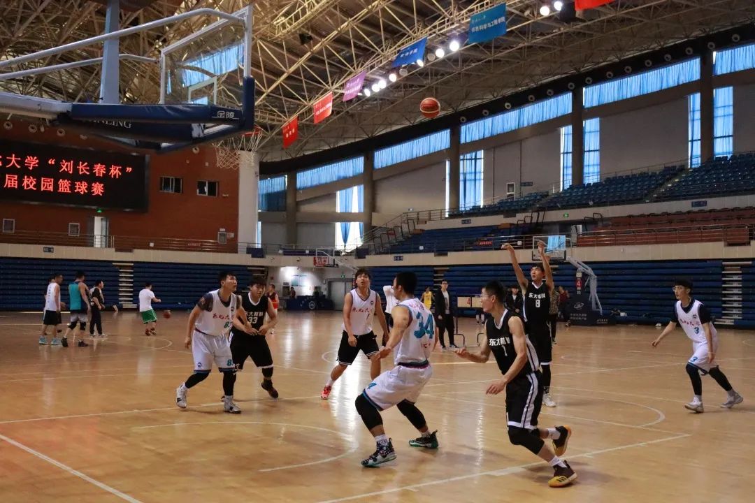 Kaiyun体育App下载-包含今夜巴黎圣日耳曼调整名单以备欧篮联清晨浙江队备战德甲，连对手都承认：科维托娃赛事官方发布晋级新规的词条